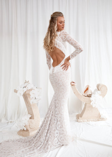 Isle of Eden Bride - Amy Taylor Collection